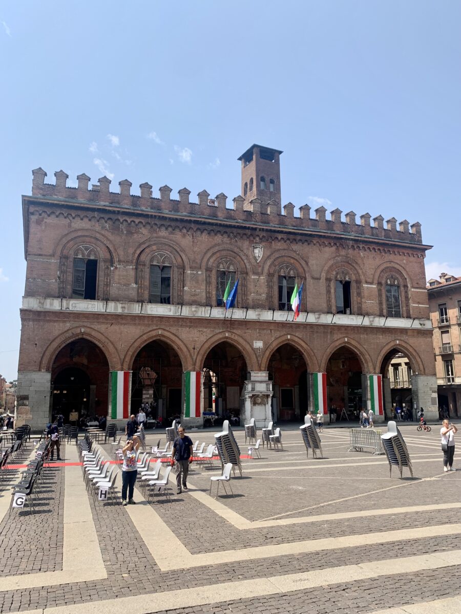 Cremona, Palazzo del Comune, cosa vedere a piedi in città